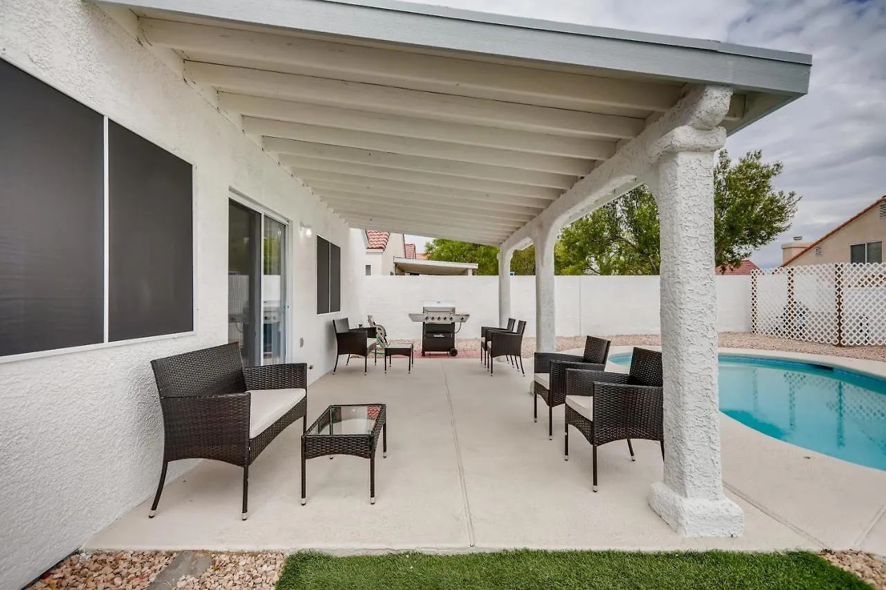 Luxurious House With A Pool, Spa, And Patio, Sleeps 6 Comfortably Las Vegas United States